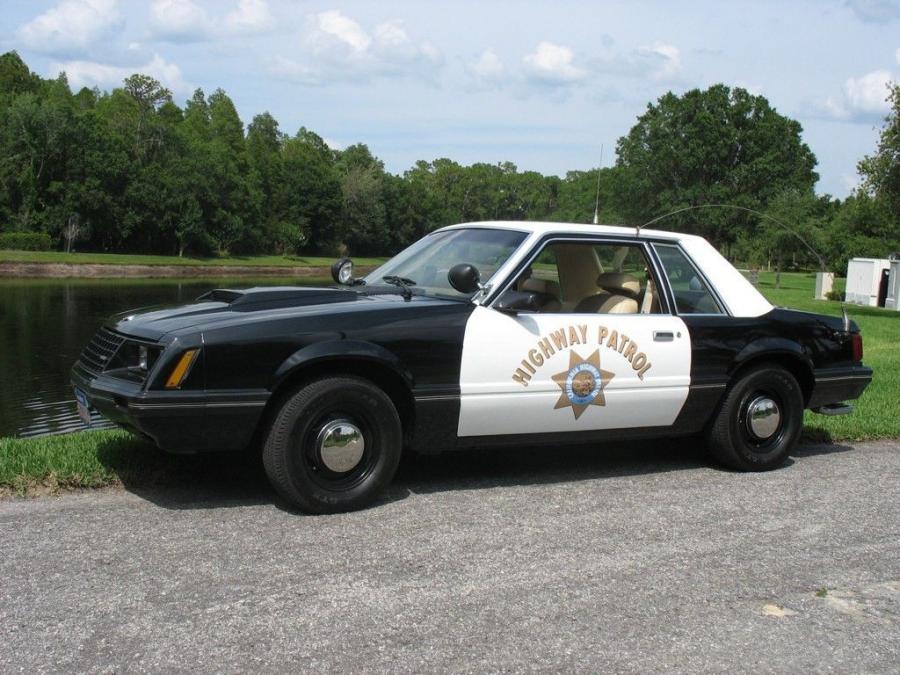  Ford CHP SSP Mustang 1982 года  (фото 3 из 6)